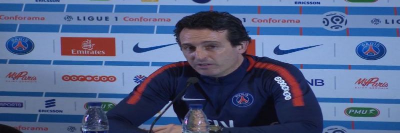 Unai Emery técnico PSG em coletiva
